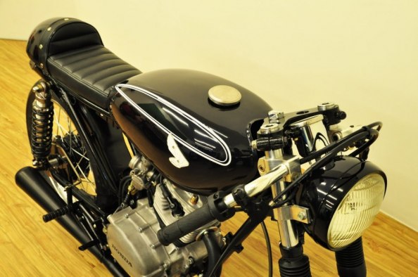 Gambar Modifikasi Honda CB 100 Cafe Racer title=