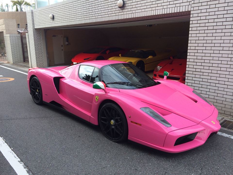 Bright Pink Ferrari Enzo Spotted In Japan
