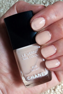 Chanel, Chanel Etats Poetiques Fall 2014 Collection, Chanel Le Vernis Nail Colour, Chanel Atmosphere, Chanel Orage, Chanel Secret, nails, nail polish, nail varnish, nail lacquer, manicure, swatches, comparison swatches, nails