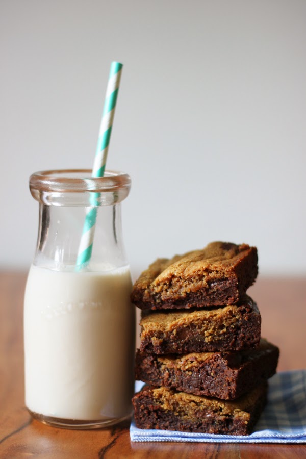 Stir & Scribble Blondie Swirled Brownies