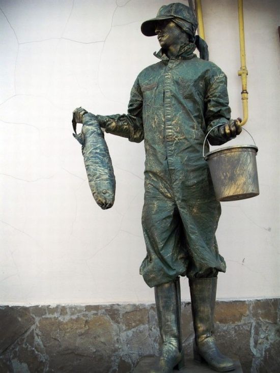 Living Statues