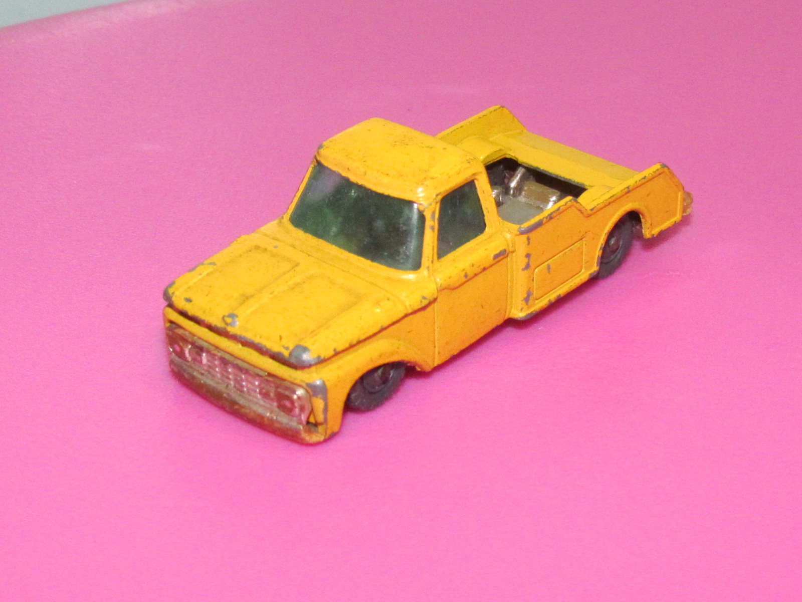 husky diecast