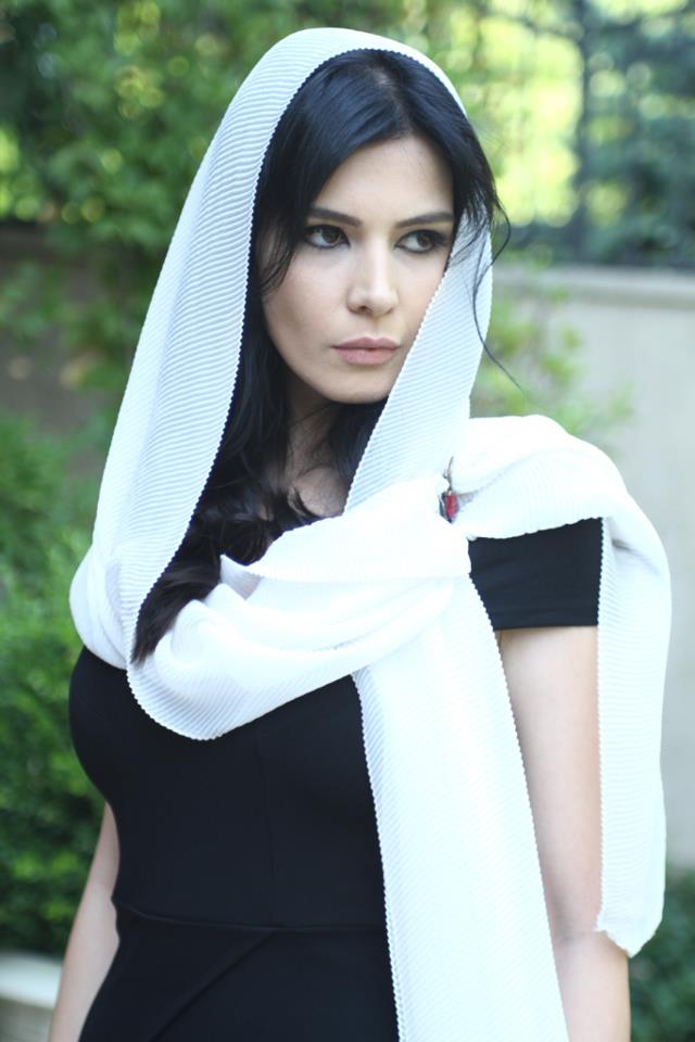 Dila hanim/ქალბატონი დილა 398351_10151208240668234_1464267408_n%5B1%5D