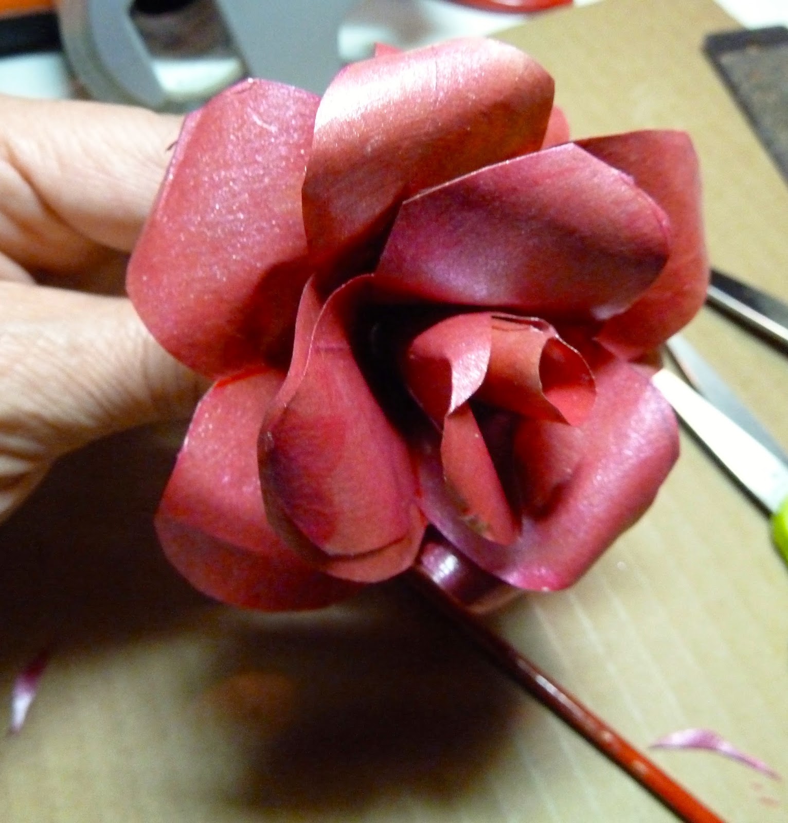 Make it easy crafts Recycled brown paper bag rose pens