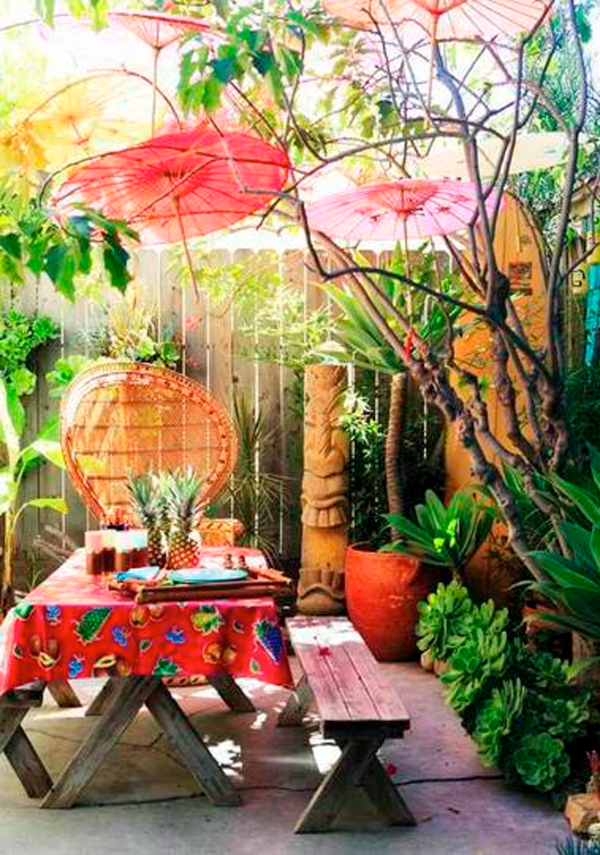 It's a Jungalow out there... The JungalowThe Jungalow