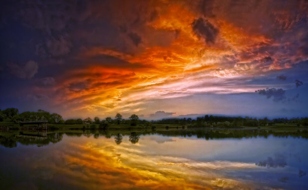 సొట్ట బుగ్గల నా ప్రపంచం...