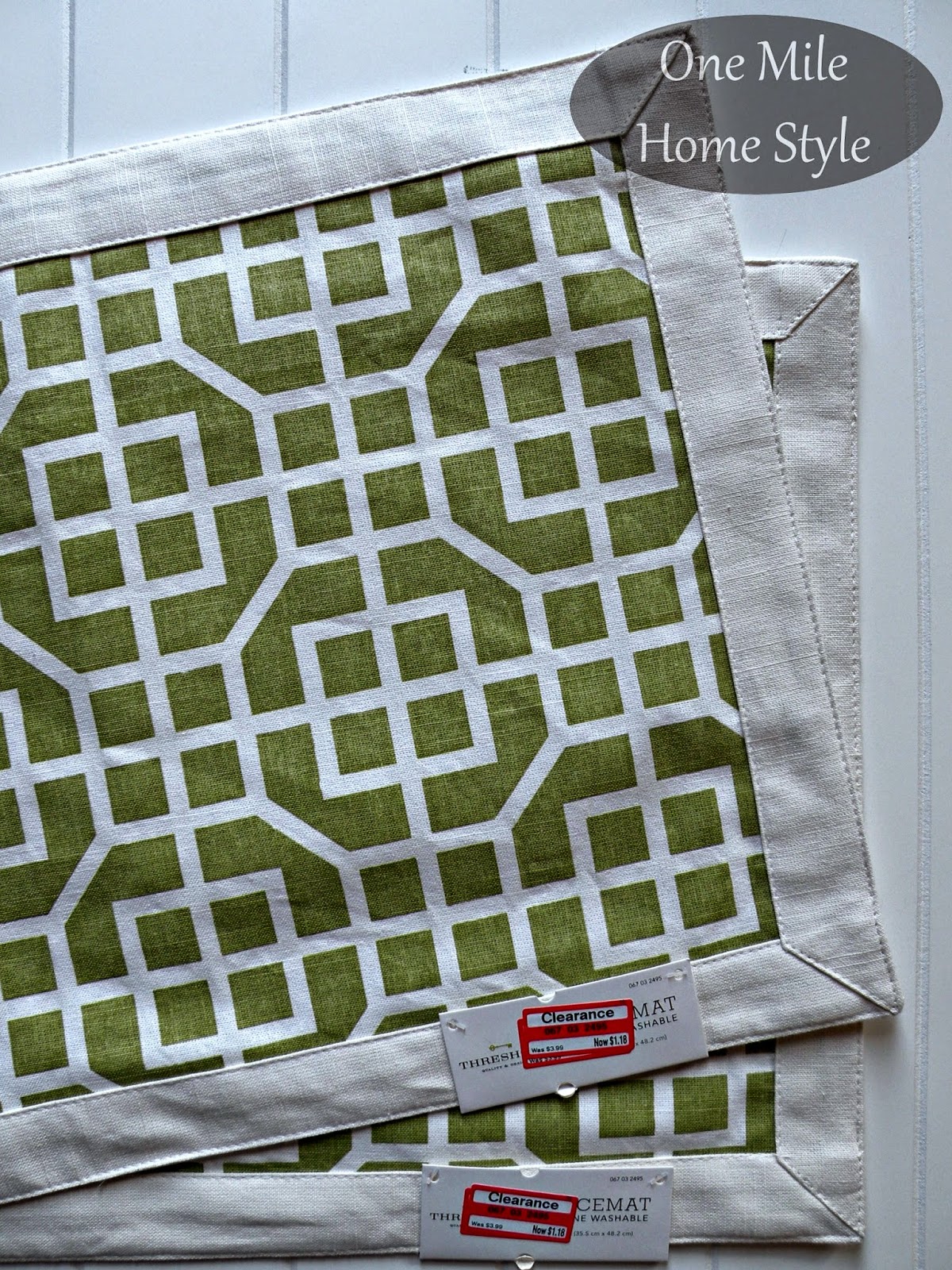 Using Placemats To Make Pillows For Under 2 Each