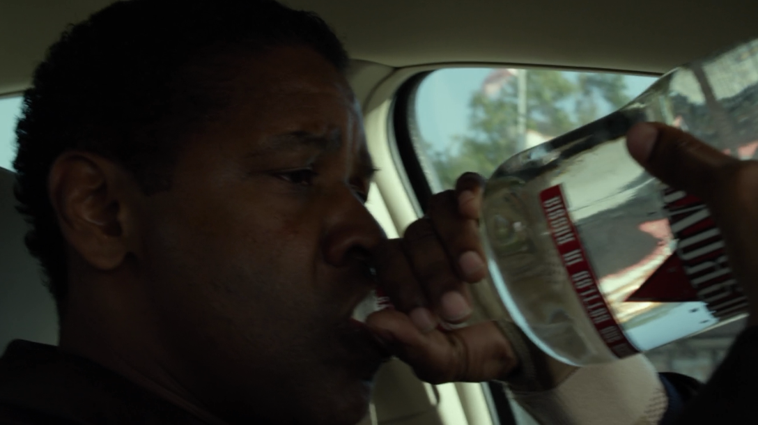 flight-denzel-drinking-like-a-fish-1088x610.png