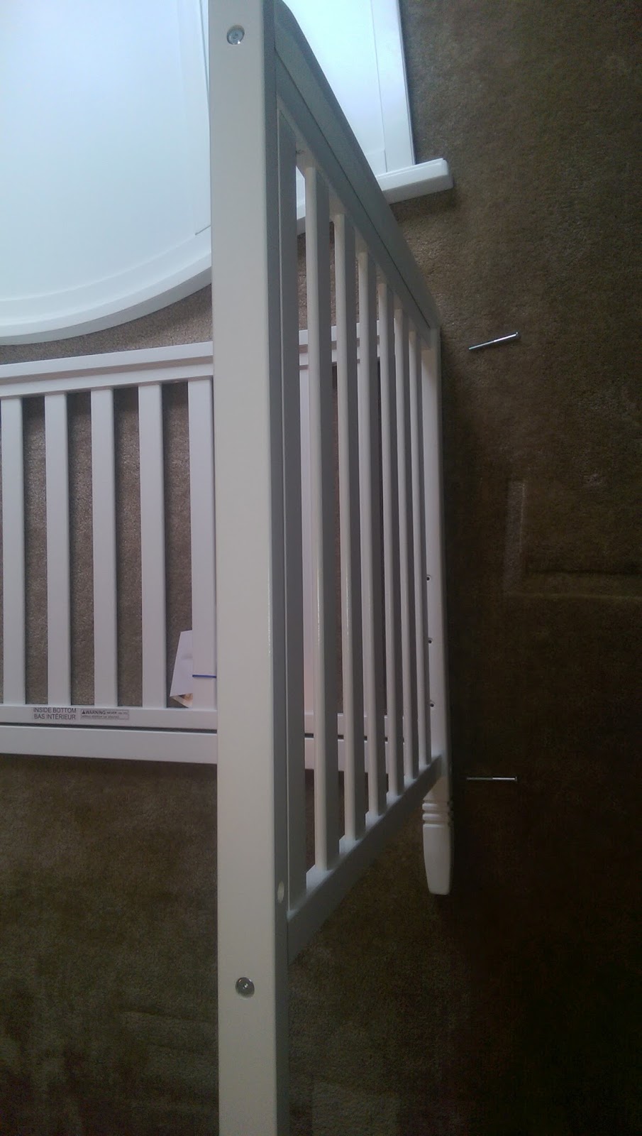 Light 'em Up Outdoors Delta Children 'Madrid' 4in1 Crib Review