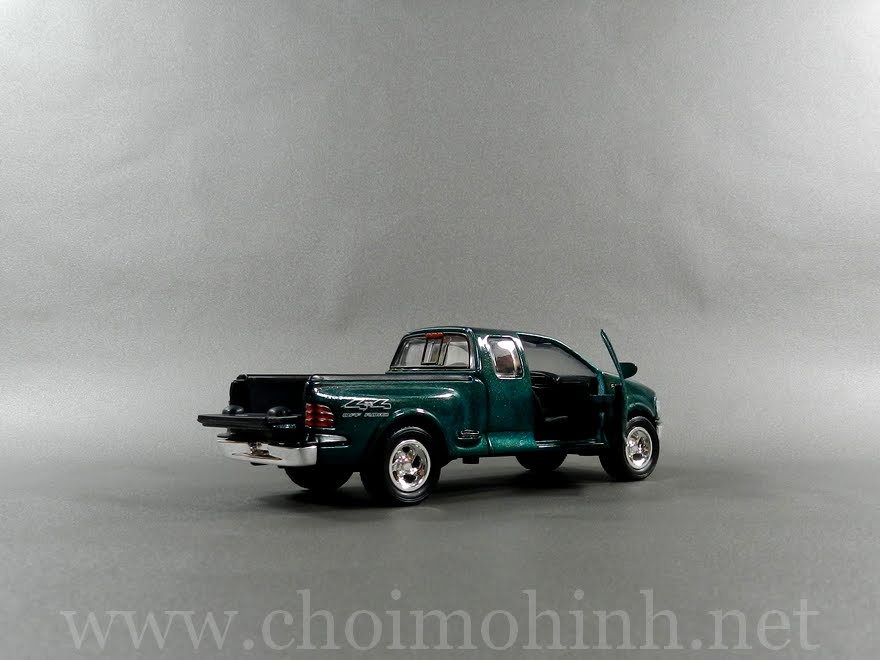 Ford F150 1:38 door