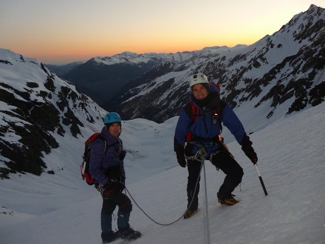 Pirineos:La Forcanada, Corredor NO