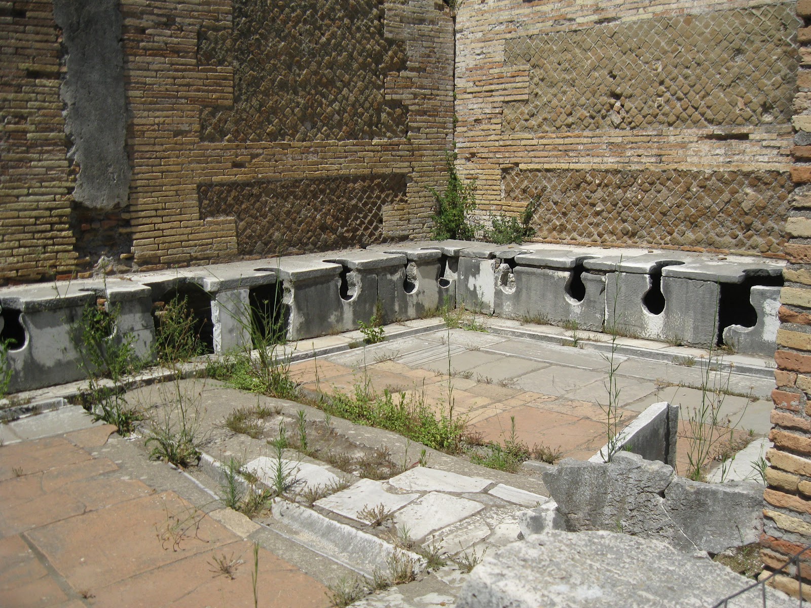 Ancient Roman Toilets