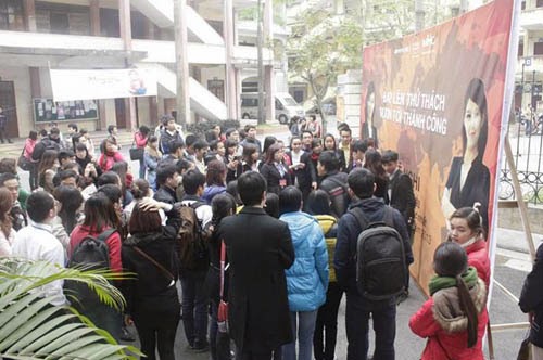 Mỹ nhân 9X giãi bày về "nghi án kiếm nghìn tỷ/năm" 1