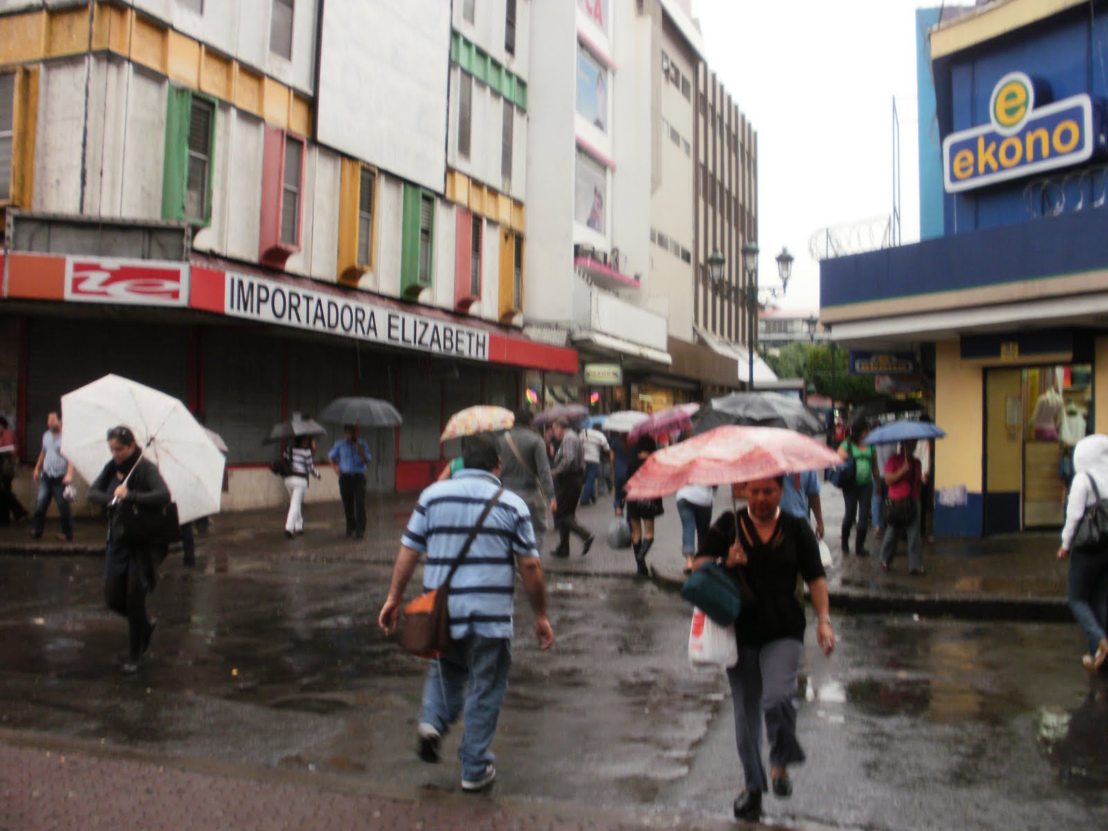 Costa Rica 2011 San Jose in the rain