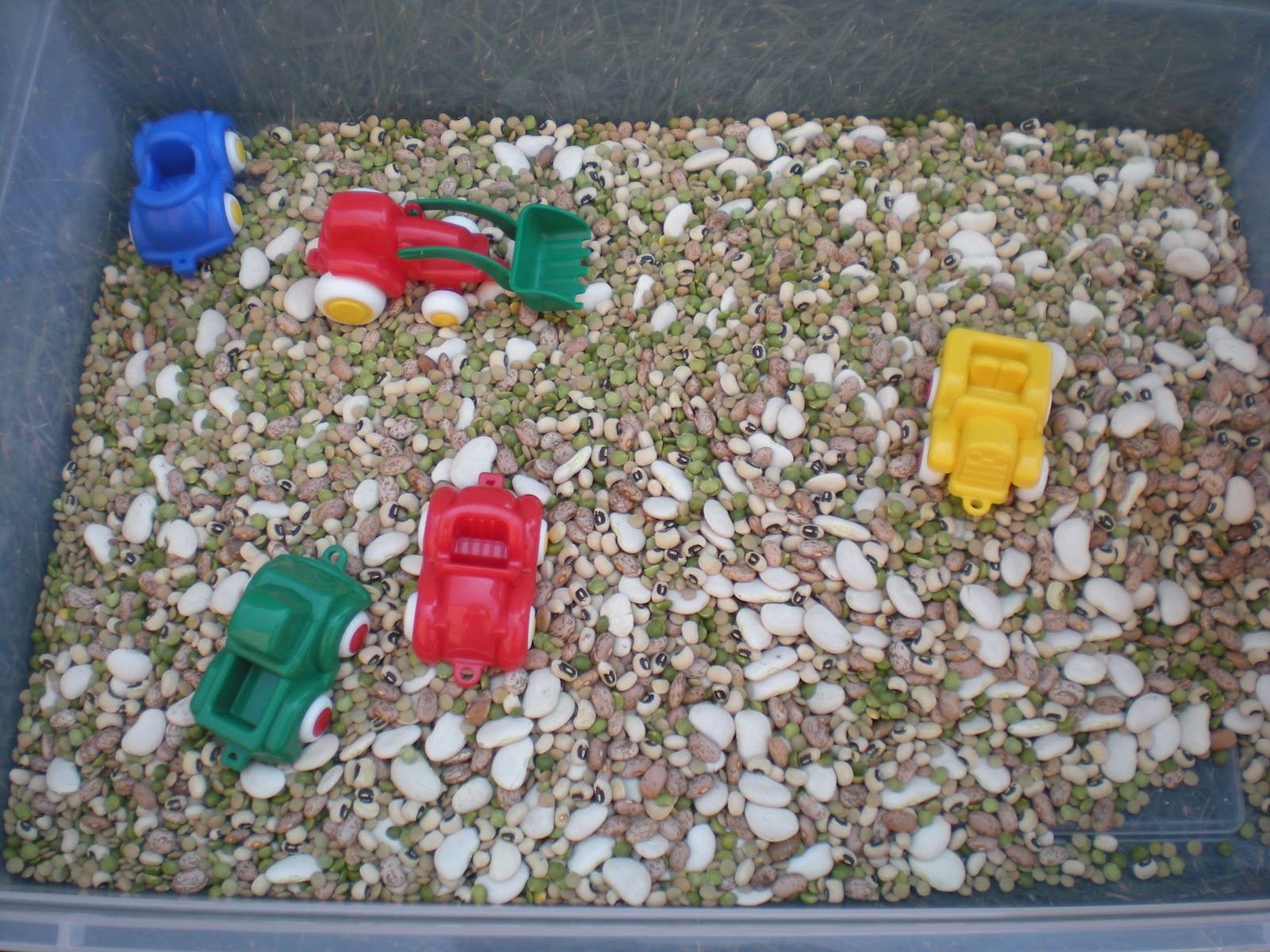 Play Through the Day 3 Super Simple Sensory Tubs