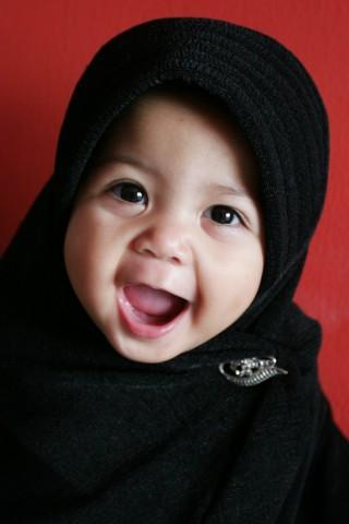Gambar bayi cantik Berjilbab Lucu dan Sehat - Gambat-gambar paling