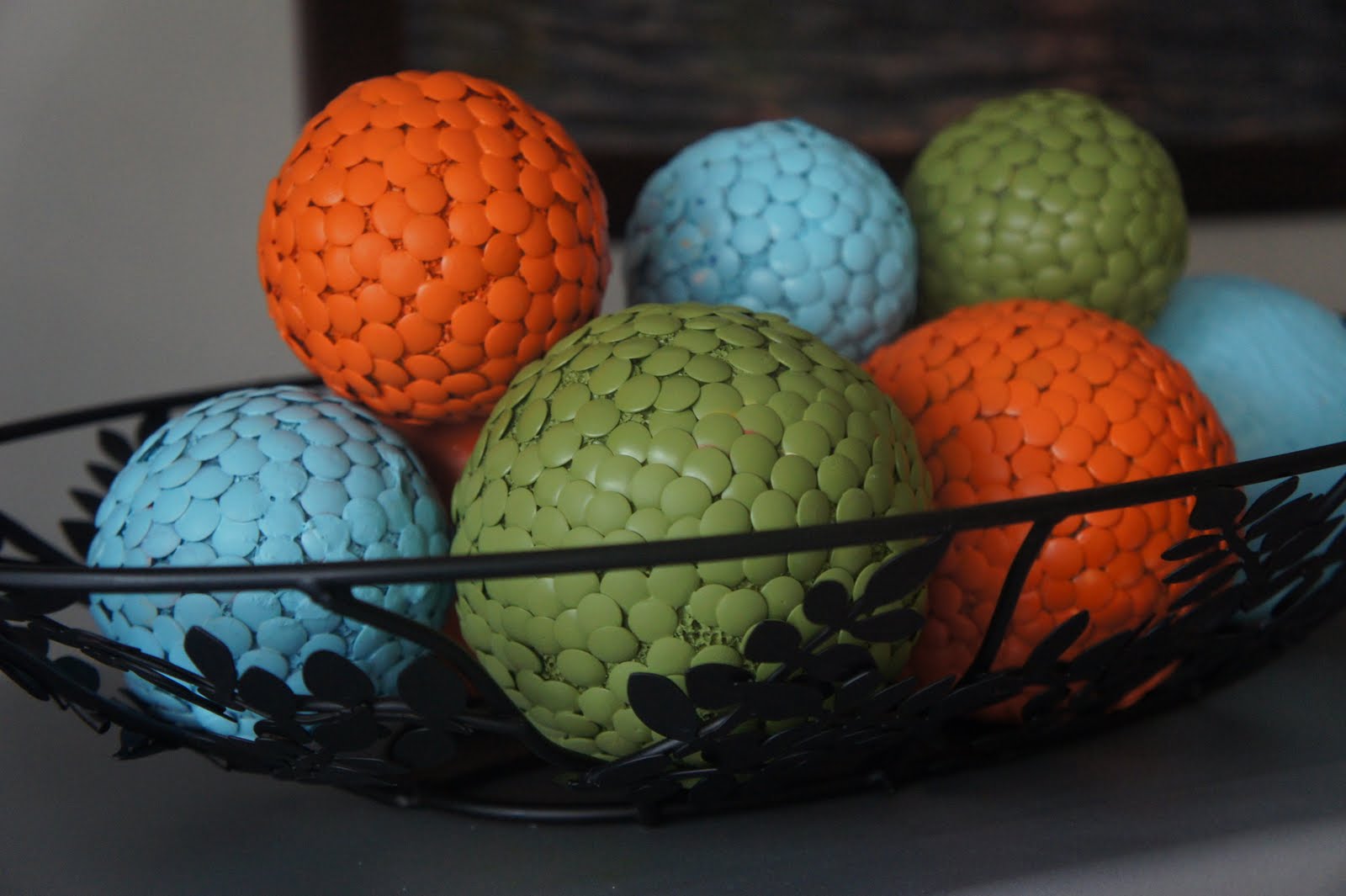 Virginia Beach Housewife DIY Thumbtack Balls