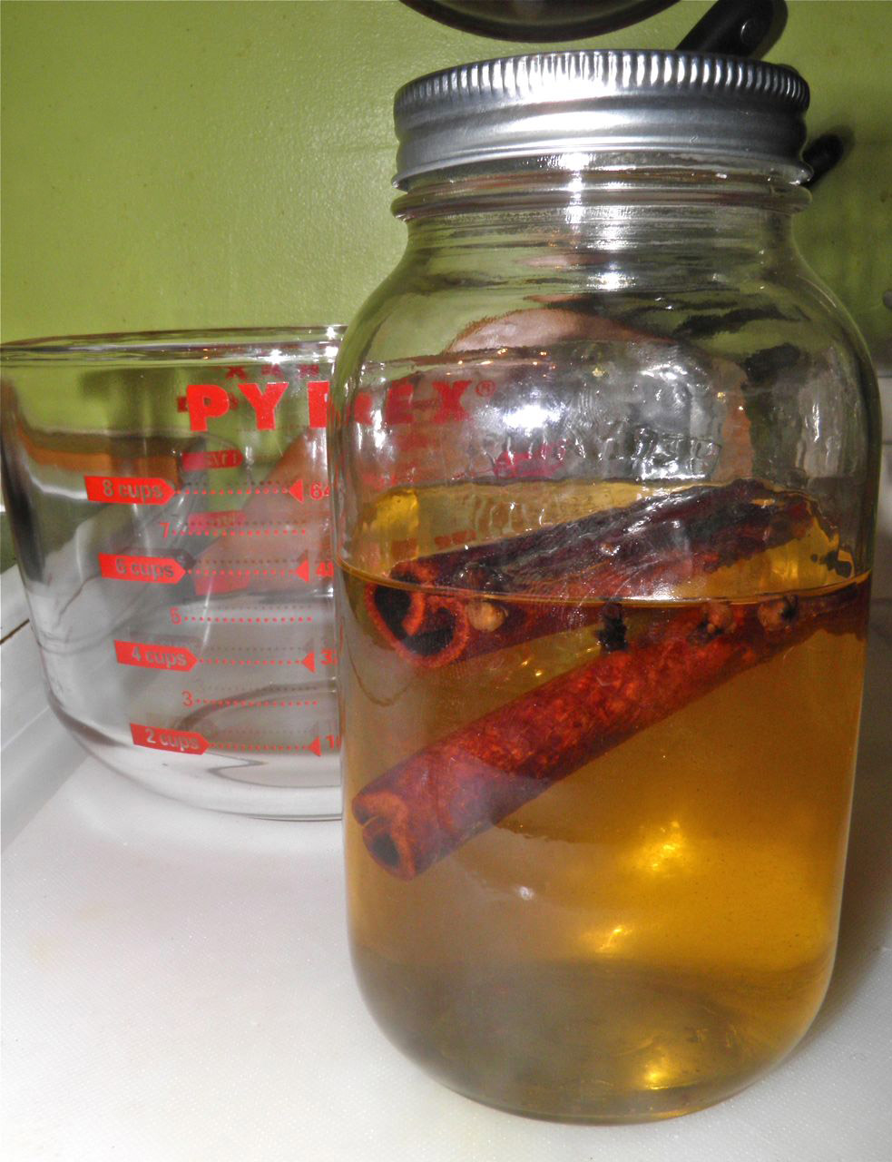 Docaitta Lifestyle Booze of the week Cinnamon Liqueur