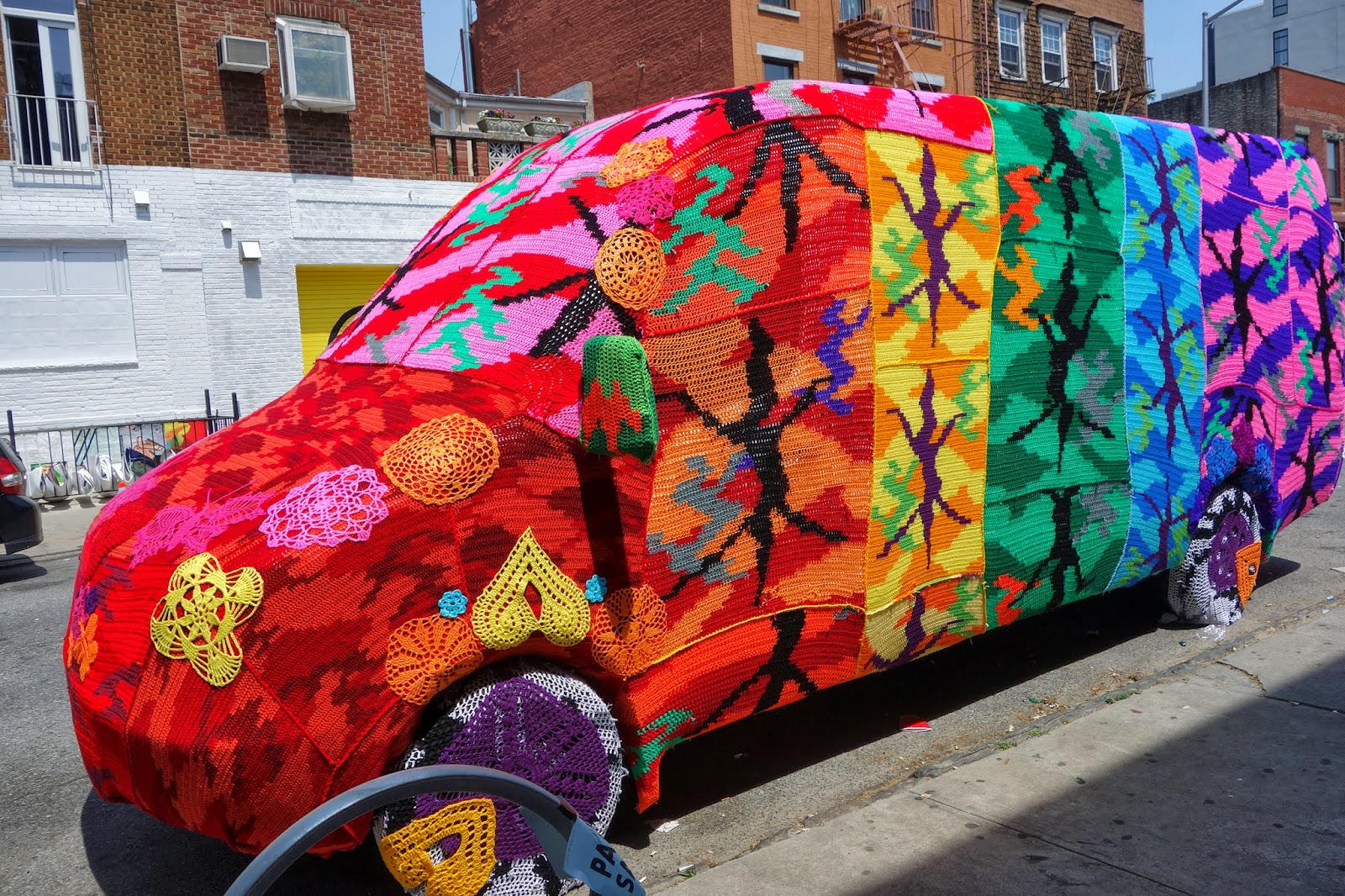 blah to TADA! Yarn Bombing