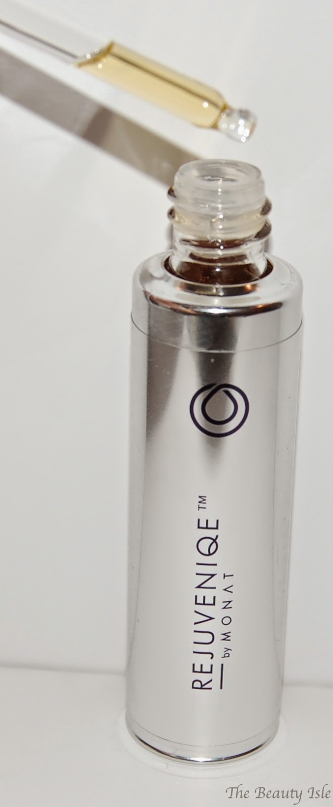Rejuveniqe Oil Intensive by Monat* Review The Beauty Isle