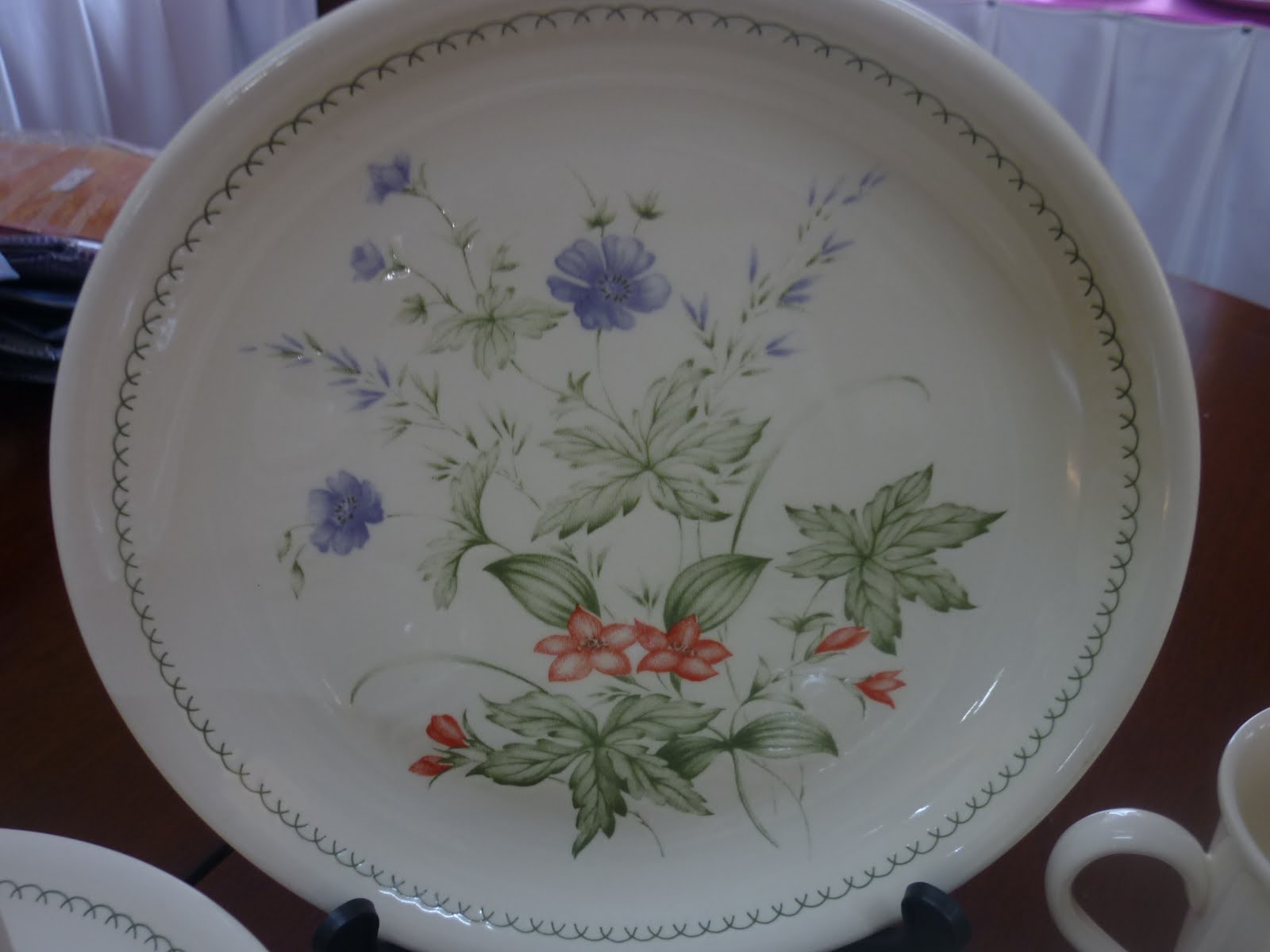 Vintage Teaware & Collectibles SOLD Biltons England Dinner set 27 pcs