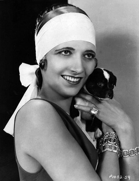 actress kay davis it s the pictures that got small the saturday glamour actress kay davis it s the pictures that got small the saturday glamour