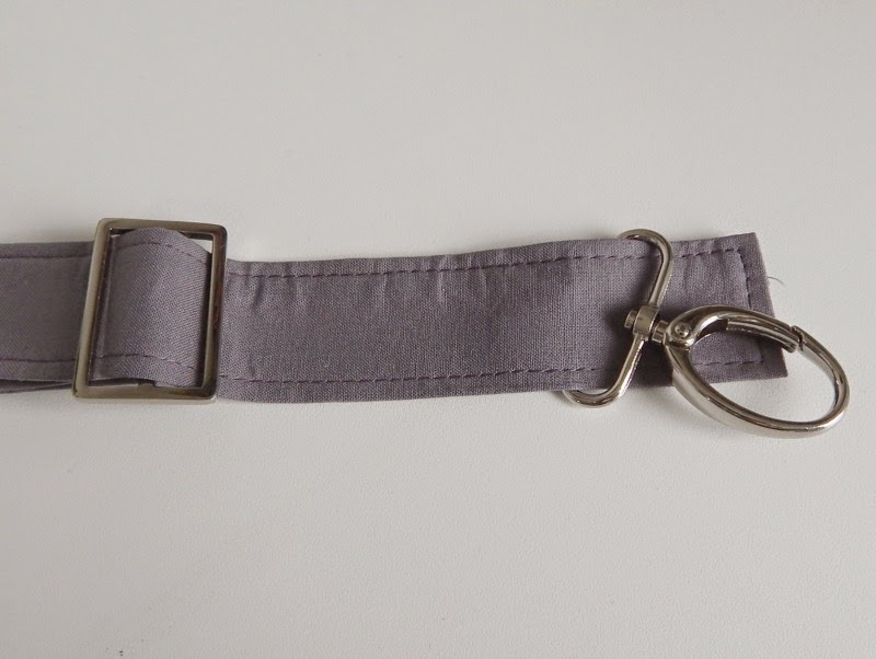 Mrs H - the blog: How to make an adjustable purse strap with two clip ends
