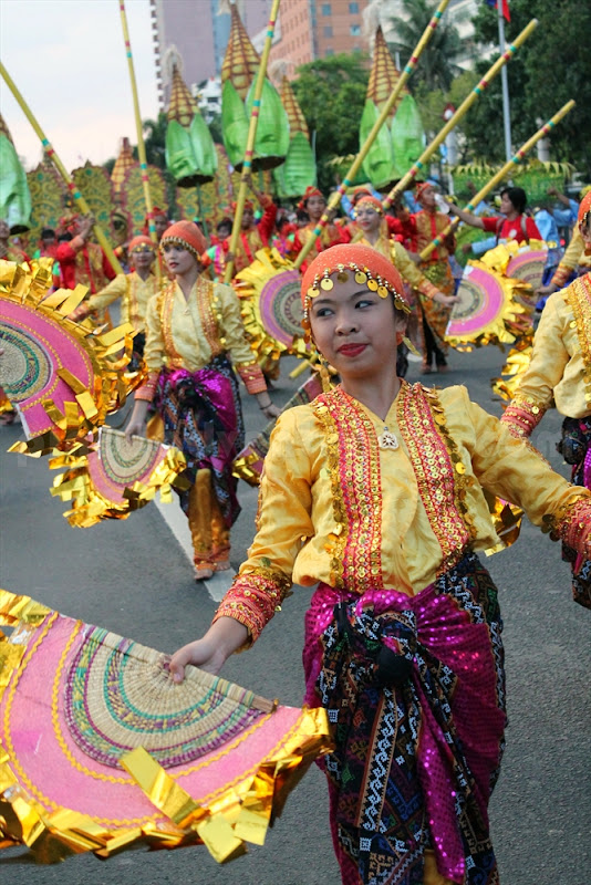 ALIWAN FIESTA 2015 List of Winners Schedule of Events and Activities and List of Contingents