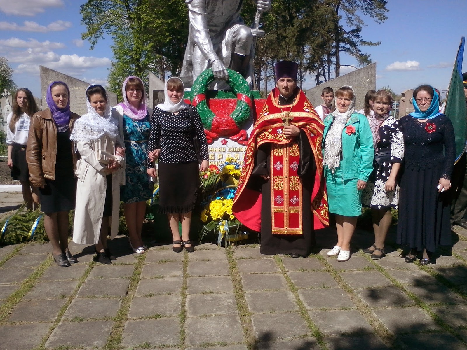 Описание: http://1.bp.blogspot.com/-P-BzisHNm08/VU53tMNa0BI/AAAAAAAABrk/Jq072kOYscc/s1600/IMG_20150508_111828.jpg