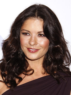 Nickiminaj Catherine Zeta Jones Latest Haircut Pictures