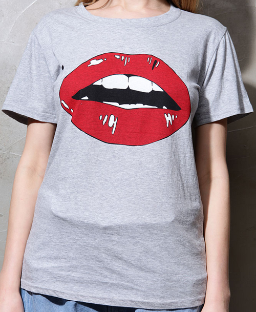 Kiss Me Lip Print T-Shirt