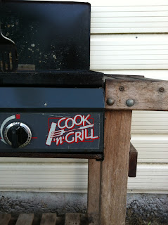 A picture of a BBQ.