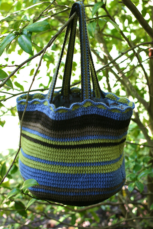 Earth Walker family Crochet bag