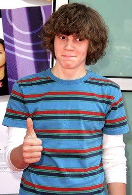 Evan Peters | Shirtless