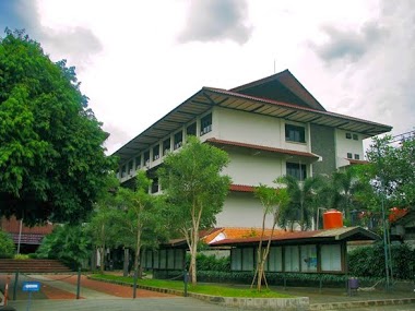 Kampus G UG