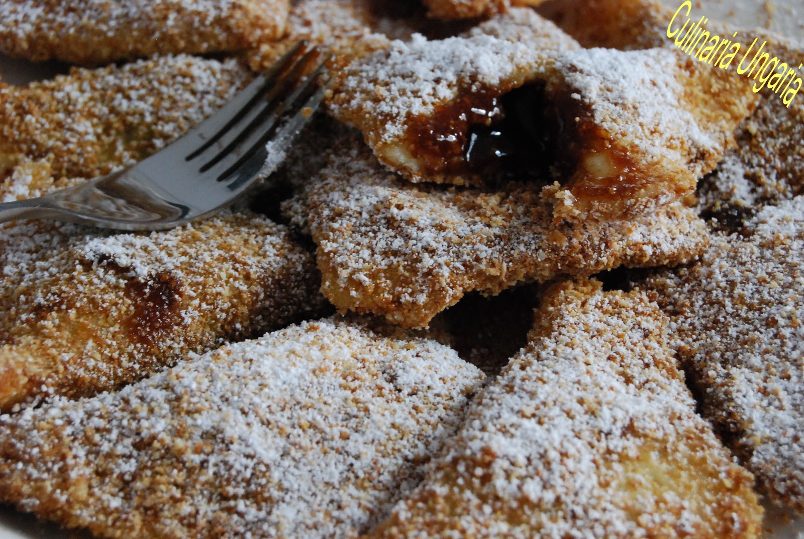 Culinaria Ungaria Mit Pflaumenmus Gefullte Ungarische Kartoffeltaschen