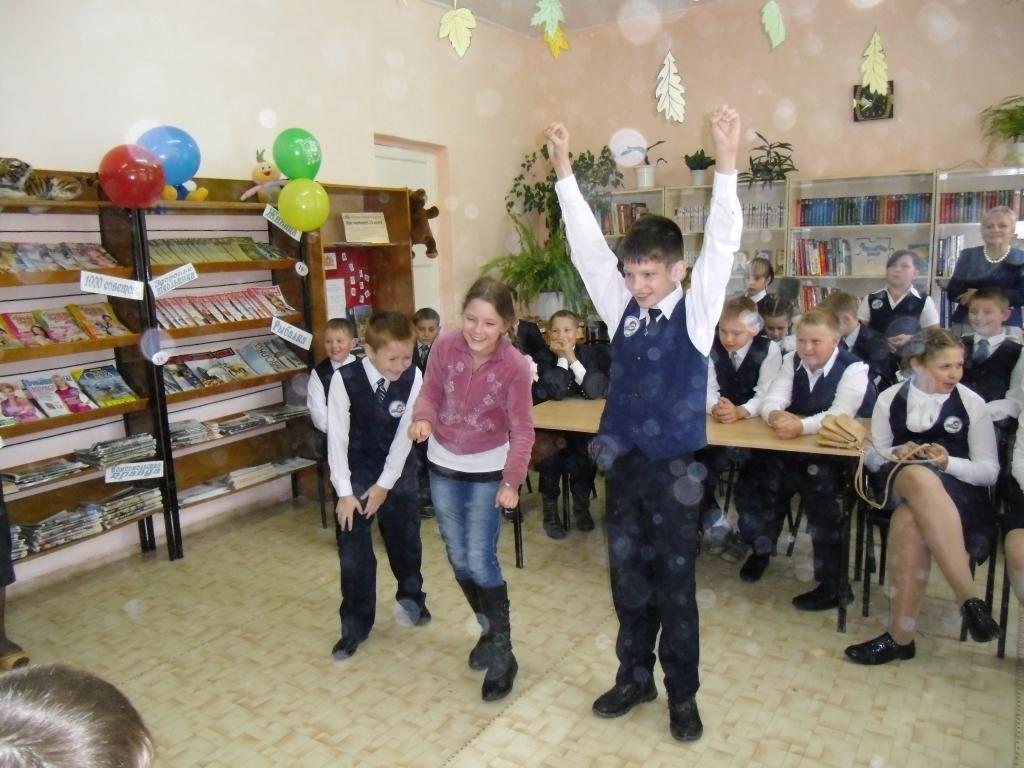 Сценарий первосентябрьский калейдоскоп Сценарий первосентябрьский калейдоскоп
