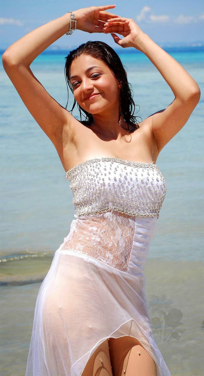 Sexy kajal agarwal bikini wallpaers Sexy kajal agarwal bikini wallpaers