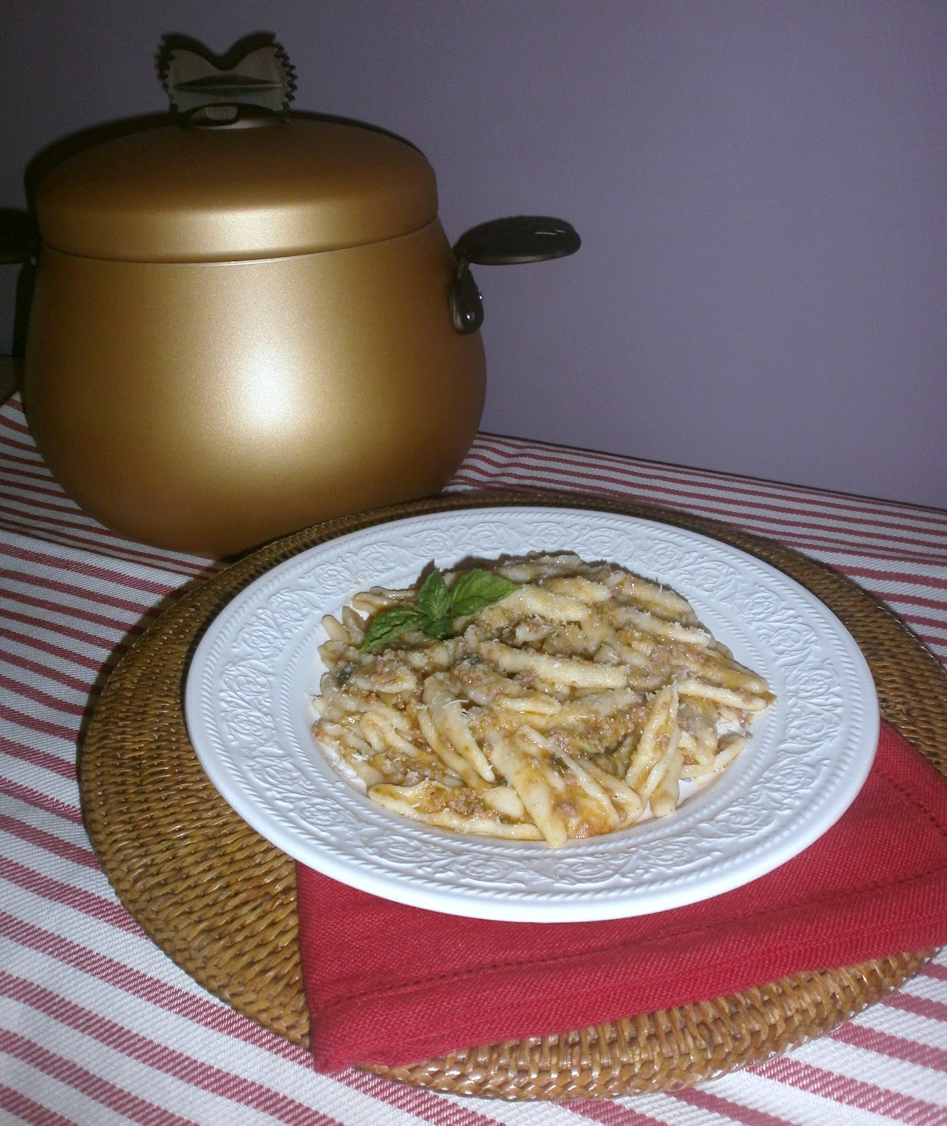 Sale e Pepe quanto basta Foglie d'ulivo al ragù estivo