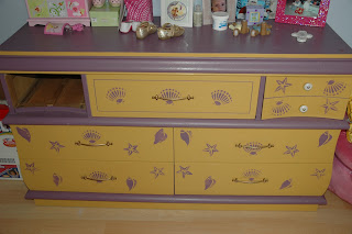 My blog needs a better name....: Kayla's room at last!