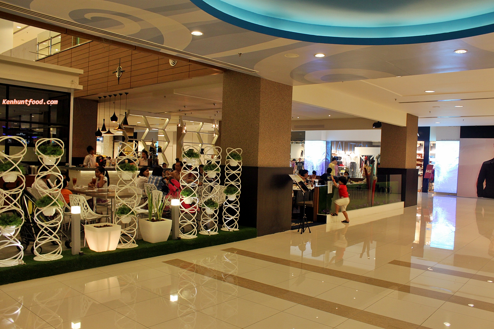 Ken Hunts Food Manila Place Gurney Plaza, Penang.