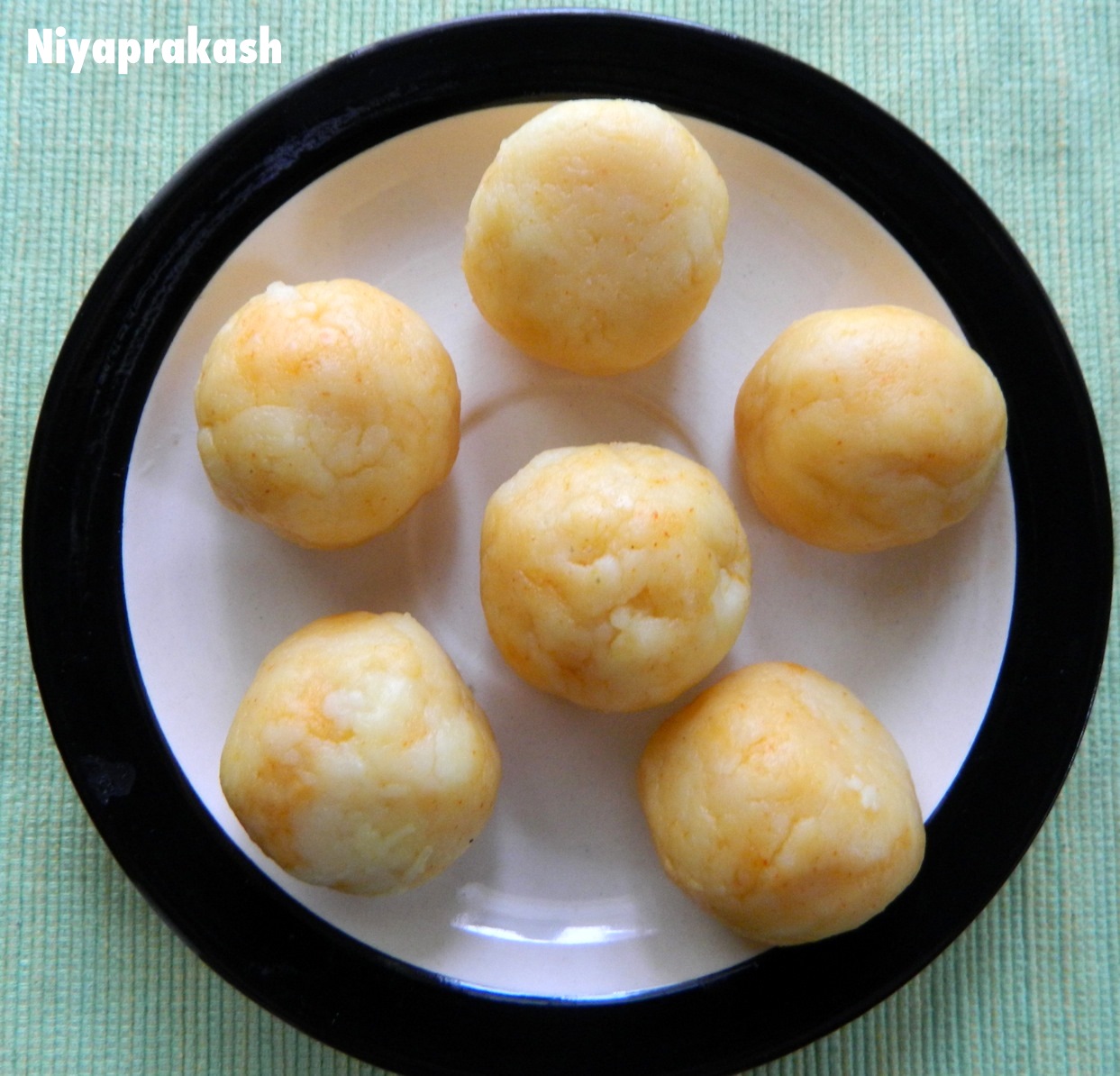 Niya's World Cheese Balls & Creamy Cheese Balls Curry