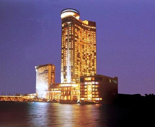 http://www.completegypt.com/egypt_accommodation/cairo_hotels.html