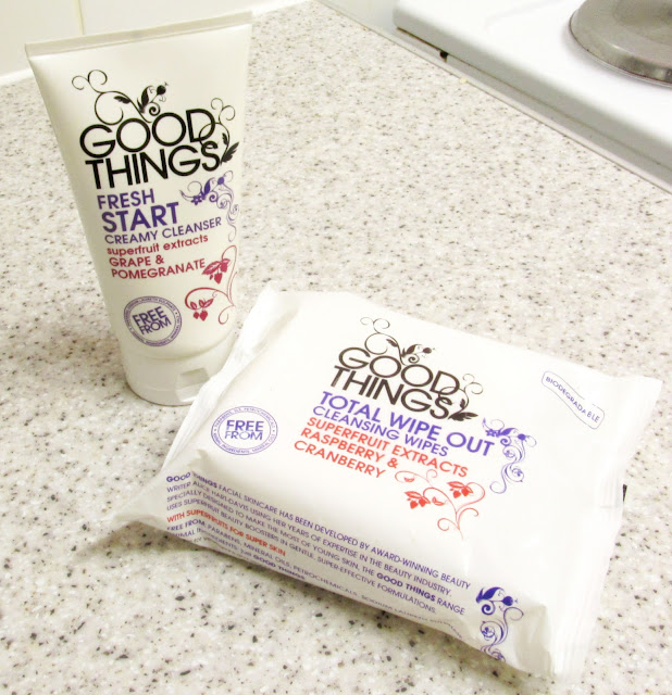 Free Face Wipes & Cleanser
