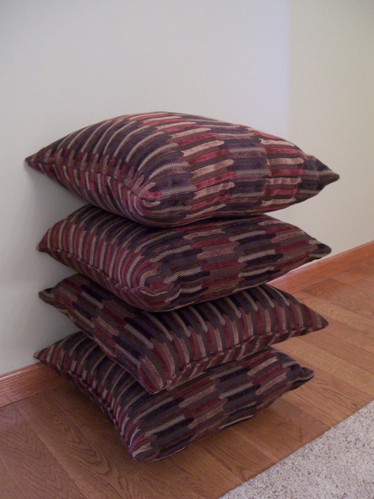 Serving Pink Lemonade Tutorial Accent Pillow with Cording