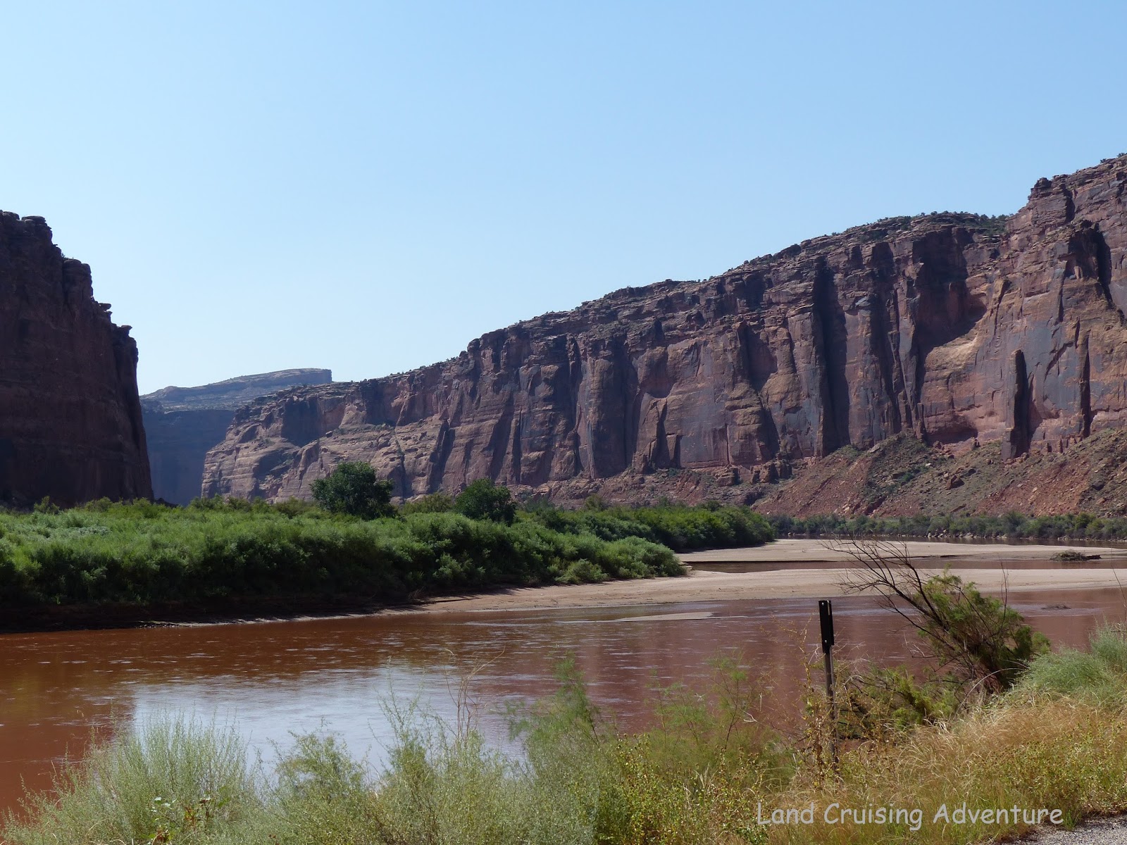 Land Cruising Adventure Scenery around Moab Utah