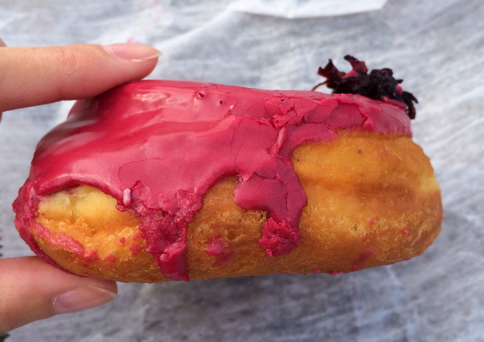 Hibiscus Donut From Dough / ドウのハイビスカス ドーナツ I'm Made of Sugar
