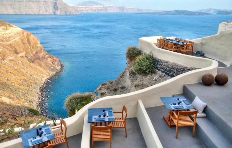 Mystique – a Tranquil Resort in Beautiful Santorini, Hellas (Greece) Mystique – a Tranquil Resort in Beautiful Santorini, Hellas (Greece)