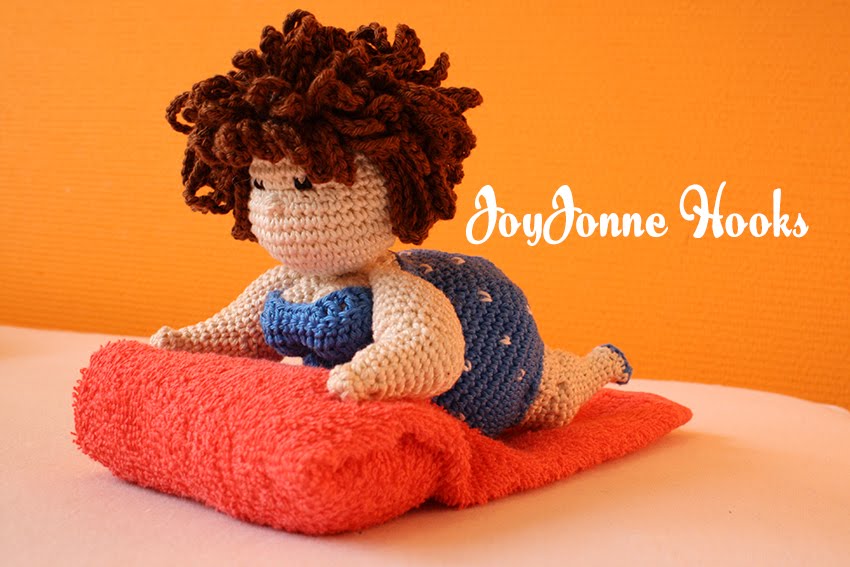 JoyJonne Hooks Fat lady in bikini