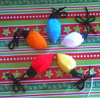 http://www.nantucketknitter.com/2013/11/christmas-tree-lights.html